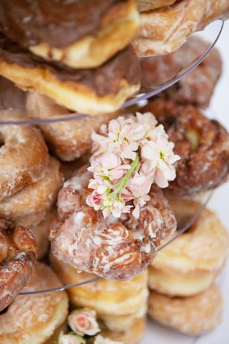 World's Fair Donuts at Wedding | St. Louis Weddings by Events Luxe
